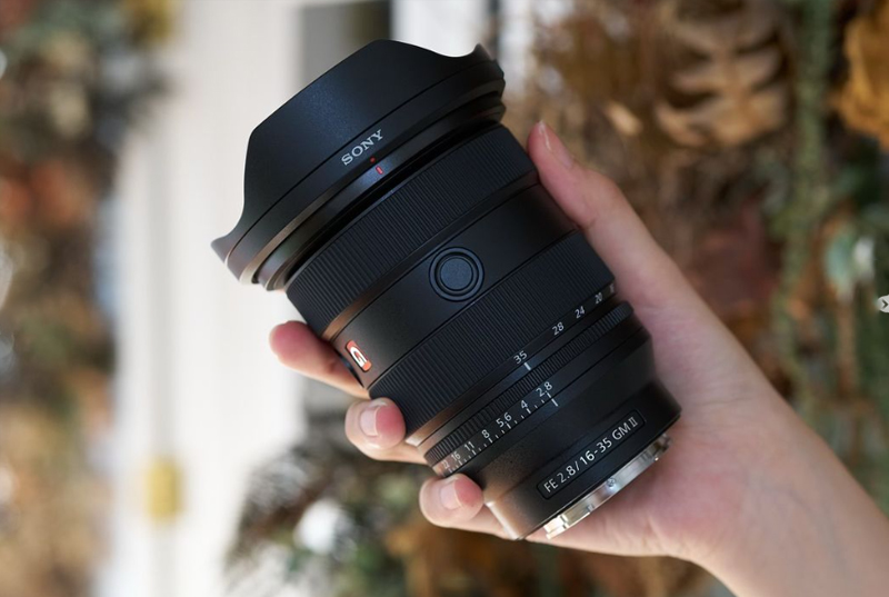 Sony FE 16-35mm f 2 8 GM lens